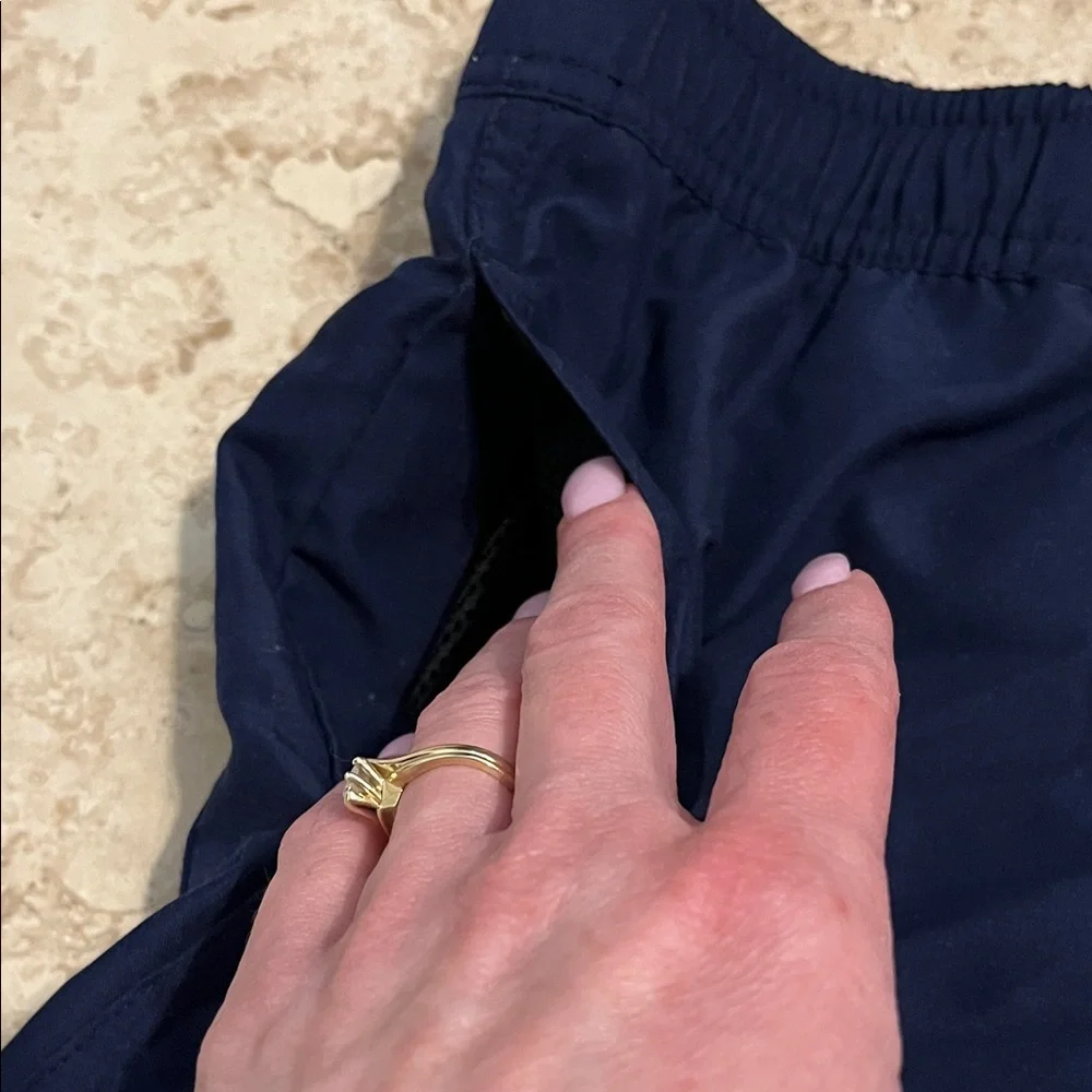 DryFins kids Swim Trunks (lined) - Picture 4 of 4